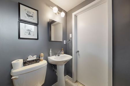 For Lease - 5177 Reeves Road, Burlington, Ontario - Photo 4