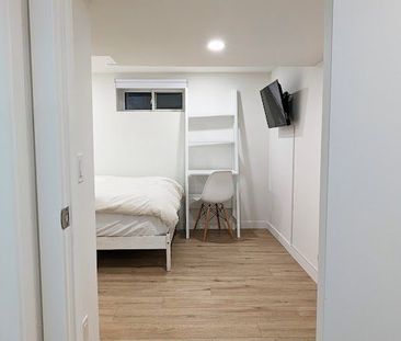 For Lease - 2301 Lawrence Avenue Unit# Lower, Toronto, Ontario - Photo 6