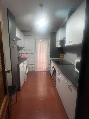 Piso de alquiler en Centro - Photo 5