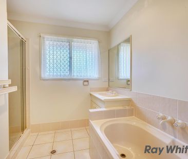 Entertainers Delight, Complete With Pool & Pot Belly Fire Place - Photo 4