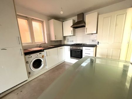 Pumphouse Crescent, Watford - Photo 5