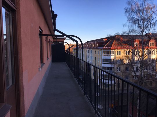 Knäppingsborgsgatan 27 - Foto 1