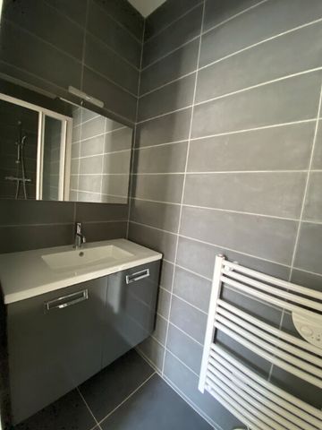 Location Appartement 3 pièces 64m² - Photo 4