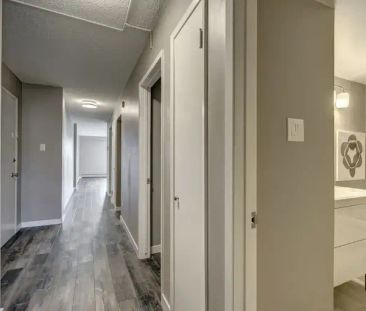 Renovated 2 bedroom unit close to Downtown and LRT- parking included | #308 - 510 58 Avenue Southwest, Calgary - Photo 1