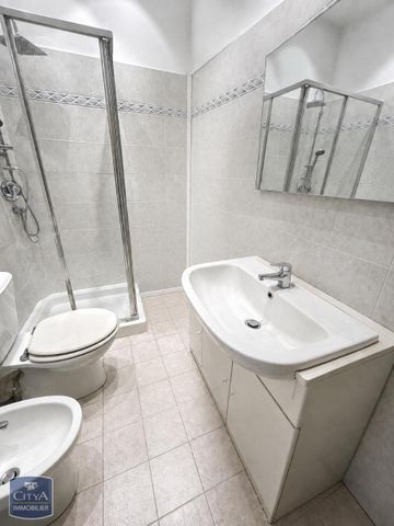 Location Appartement 2 pièces 40m² NICE 06000 - Photo 4