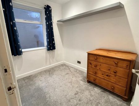 2 Bedroom Terraced To Let - Photo 3