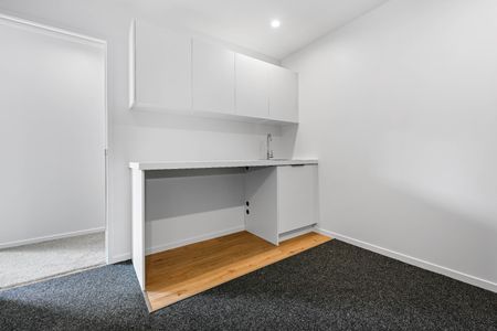 Enjoy easy living in the heart of Hamilton in this modern, two level, three bedroom home located within the Jacks Landing Community. - Photo 3