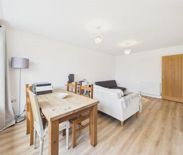 2 bedroom bungalow to rent - Photo 3