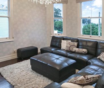 67 Palmerston Road, Birkenhead - Photo 1