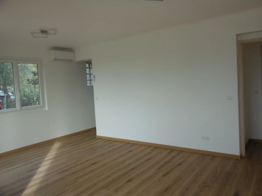 Location Appartement 3 pièces 78m² GRASSE 06130 - Photo 1