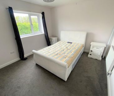 2 bedroom semi-detached house to rent - Photo 5