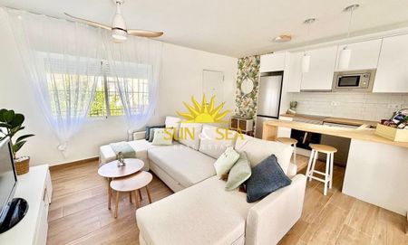 THREE-BEDROOM DUPLEX – TORREVIEJA - Foto 4