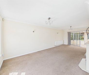 3 bedroom bungalow to rent - Photo 2