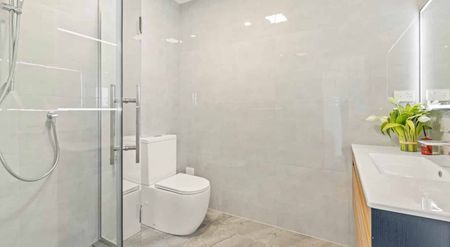 Stunning 4BR Home in Howick! - Photo 5