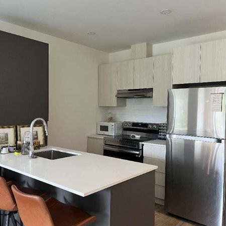 Condo 4 1/2 à louer - cession de bail 1er décembre - Photo 3