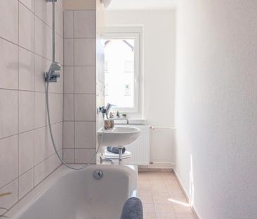 Helle 2-Raum-Wohnung mit Balkon - Foto 1