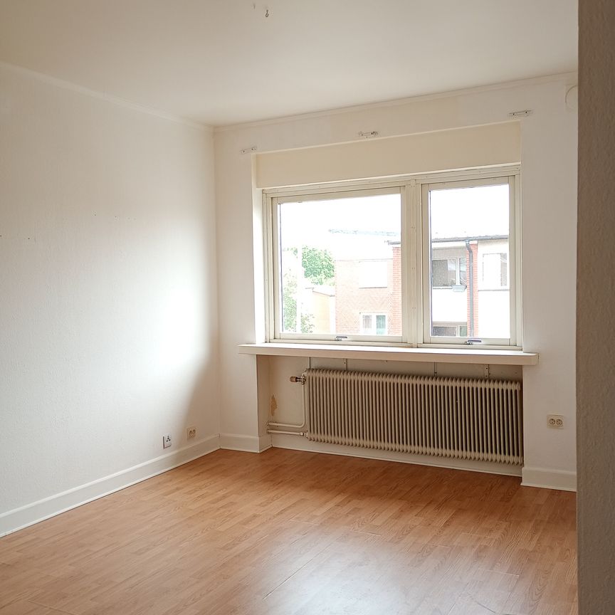 Viaduktgatan 14 - Foto 1