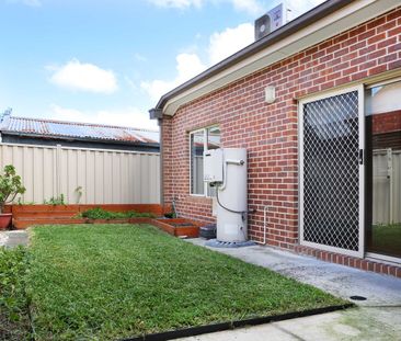 17 Wright Street, Reservoir VIC 3073 - Photo 4