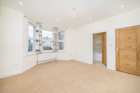 St. Leonards Road, Mortlake, SW14, London - Photo 3