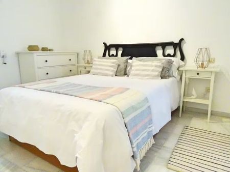 Calle Arjona, Sevilla, Andalusia 41001 - Photo 3