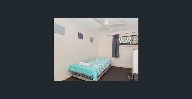 FURNISHED BEDROOM ONLY IN A SHARE HOUSE - Photo 1