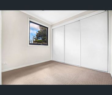 3/4 Gray Court, Bundoora, Vic 3083 - Photo 2