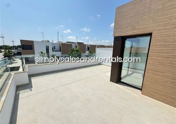 Villa in Algorfa, for rent