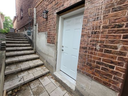 For Lease - 61 Janesville Road, Vaughan, Ontario - Photo 3