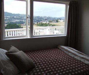 Sun, sky, views, clean, tidy, warm and dry! - Photo 2