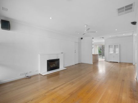 A HIDDEN GEM - Photo 3