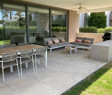 3 Bedroom Apartment For Rent in Cancelada, Málaga - Photo 3