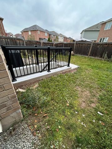 For Lease - 23 Bleasdale Avenue, Brampton, Ontario - Photo 4