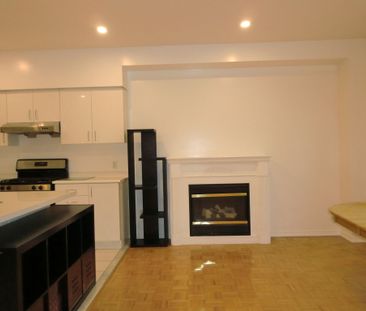 For Lease - 32 Leitch Avenue, Toronto, Ontario - Photo 2