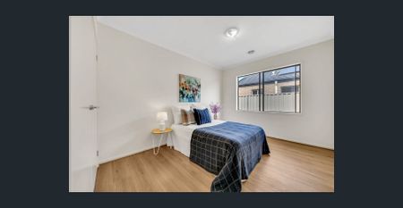 Family Retreat in the Heart of Point Cook - Photo 5