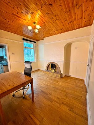 Room in a Shared House, Faraday St, L5 - Photo 1