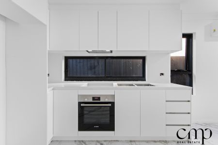 37a Colenso Circuit, Edmondson Park NSW 2174 - House For Rent | Domain - Photo 4