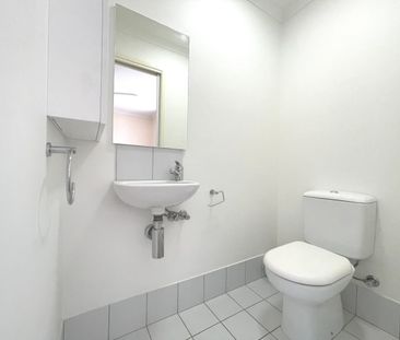 Charming & Neat 3-Bedroom Home – Ready to Rent! - Photo 6