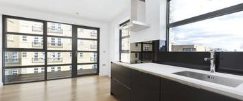 1 Bedrooms Flat to rent in Alwen Court, Pages Walk, London Bridge SE1 | £ 450 - Photo 1