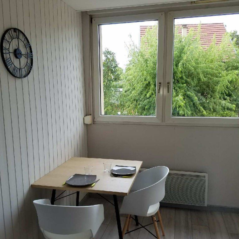 Besançon - Saint Claude - Appartement T1 de 21.6 m² Meublé - Photo 1