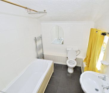 2 bedroom house to rent Winnock Road, Colchester, Essex, CO1 - Photo 6