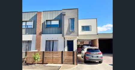Modern Comfort in a Convenient Location – For Lease at 16/4 Nepean Court, Wyndham Vale - Photo 4