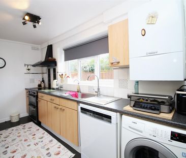 Farleigh Road, Keynsham, Bristol - Photo 1