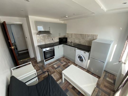 2 Bed Flat, St. James's Street, BN2 - Photo 1