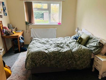 Arnesby Road - Bedroom Student House, Lenton, NG7 - Photo 2