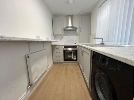 12 Melrose Street (, 6 Month Lease), Belfast, BT9 7DN - Photo 5