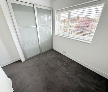 3 bedroom end of terrace house to rent - Photo 5