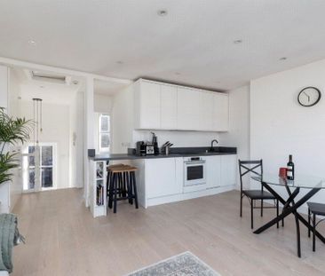 1 Bed Flat, Clifton Road, W9 - Photo 5