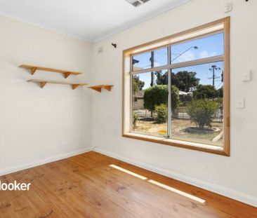 Family Living in a Prime Location - Photo 4
