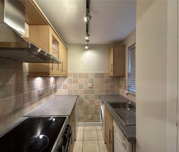 1 bedroom ground floor flat to rent - Photo 4