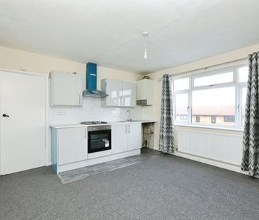 1 bedroom Flat To Let - Photo 6